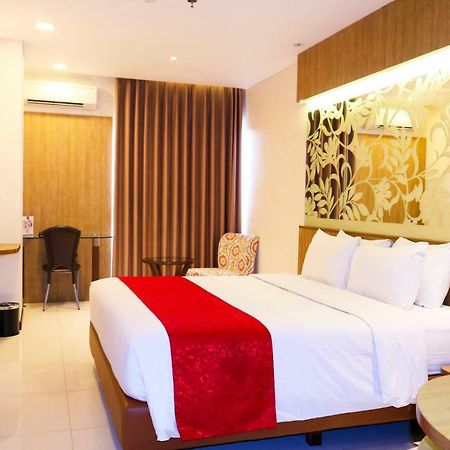 West Point Hotel Bandung Extérieur photo