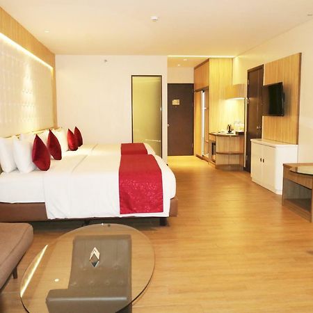 West Point Hotel Bandung Extérieur photo