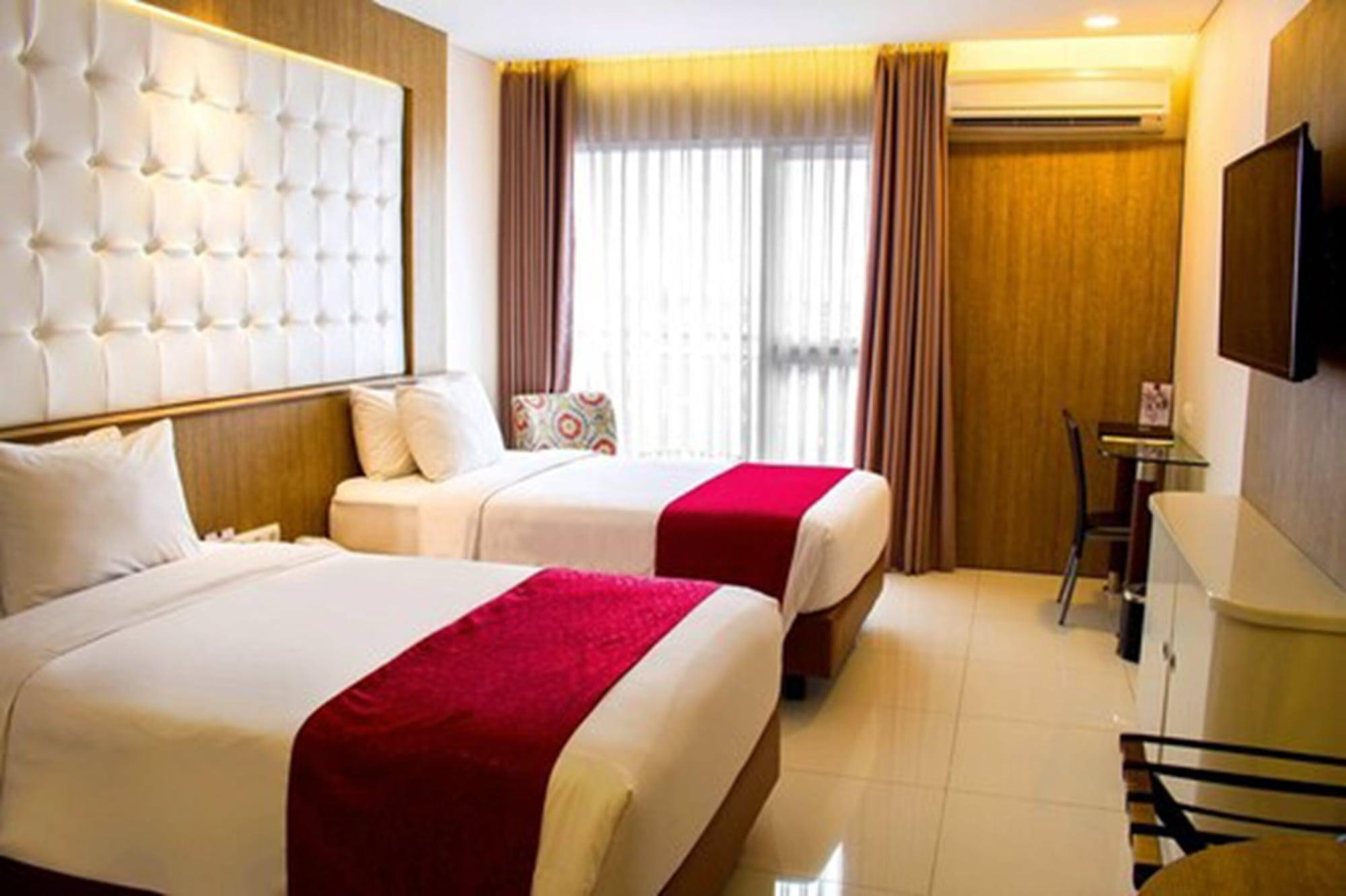 West Point Hotel Bandung Extérieur photo