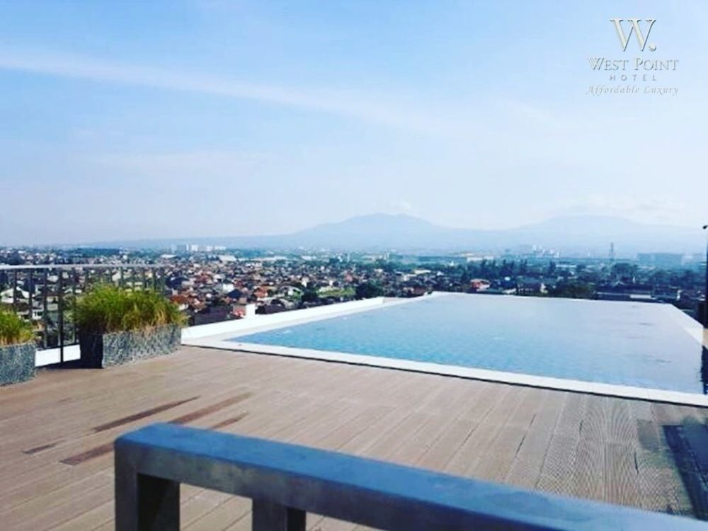 West Point Hotel Bandung Extérieur photo