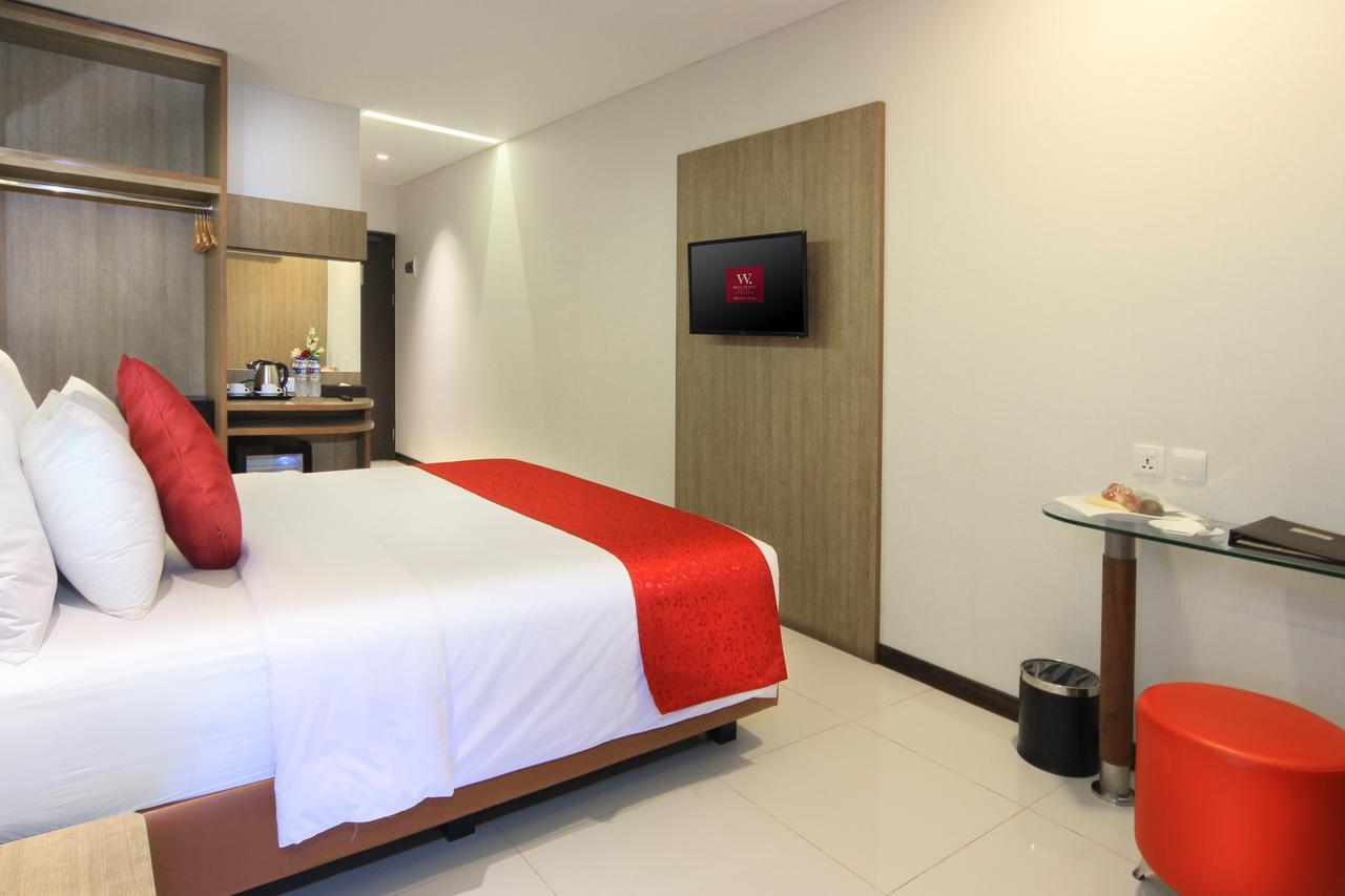 West Point Hotel Bandung Extérieur photo