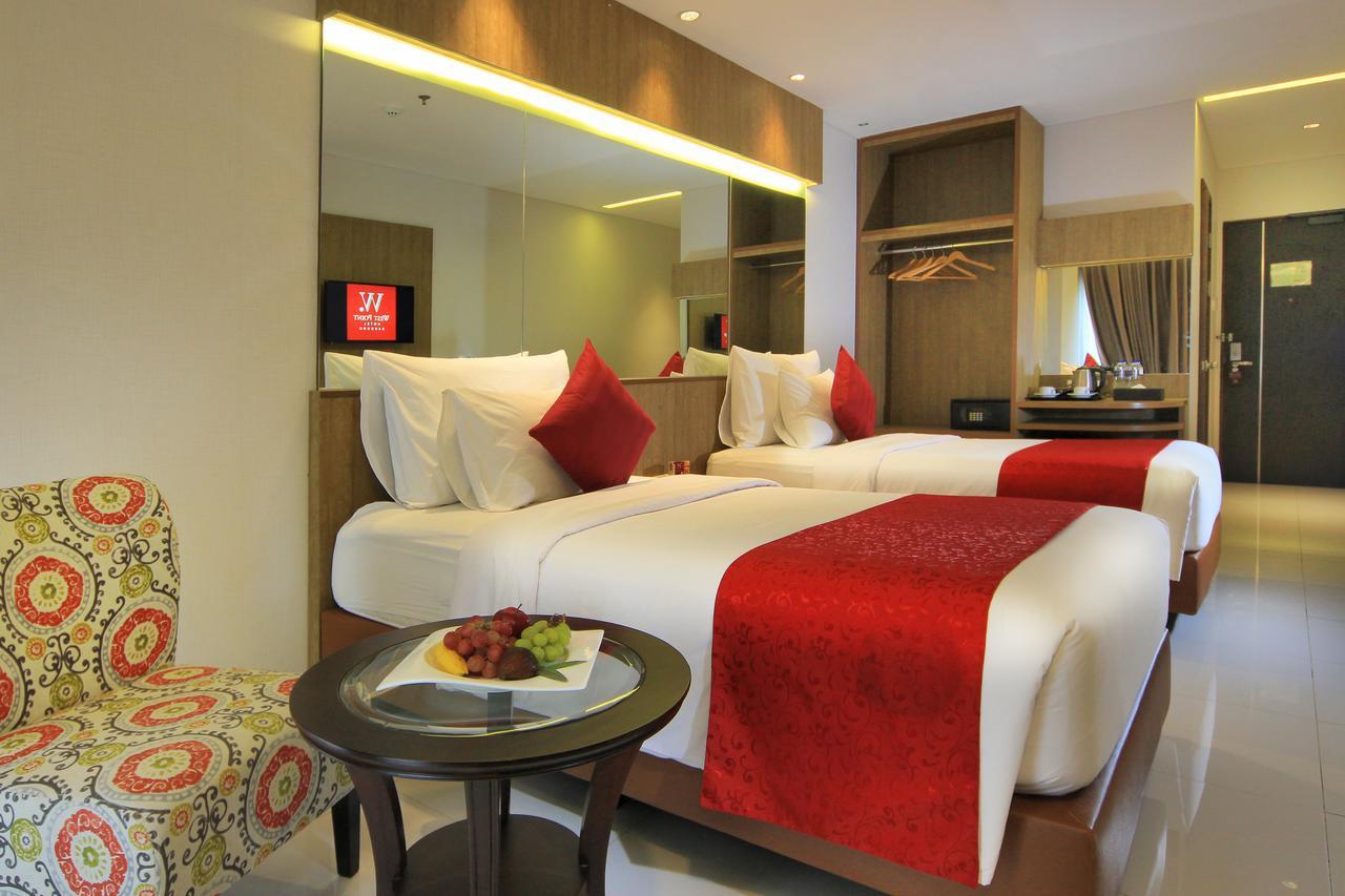 West Point Hotel Bandung Extérieur photo