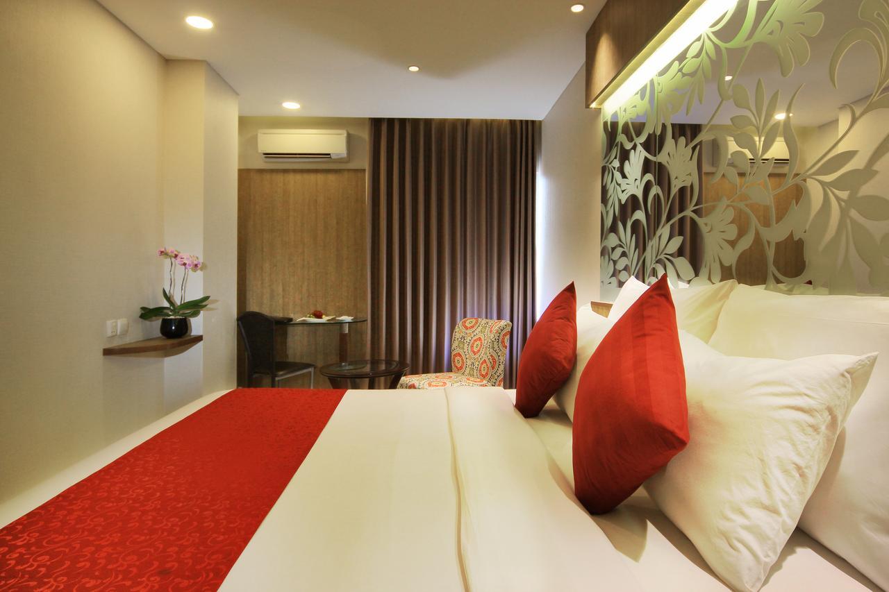 West Point Hotel Bandung Extérieur photo