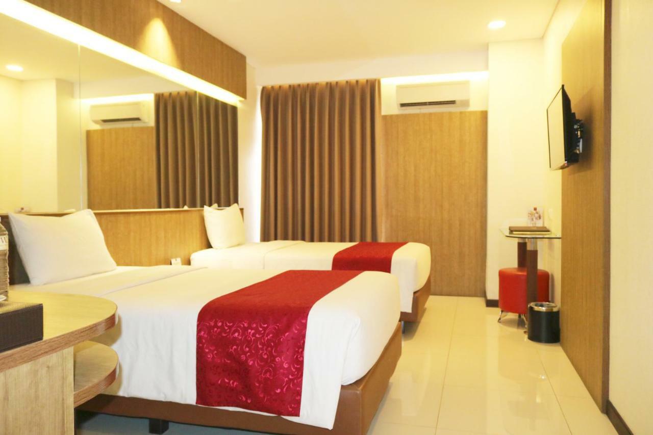 West Point Hotel Bandung Extérieur photo